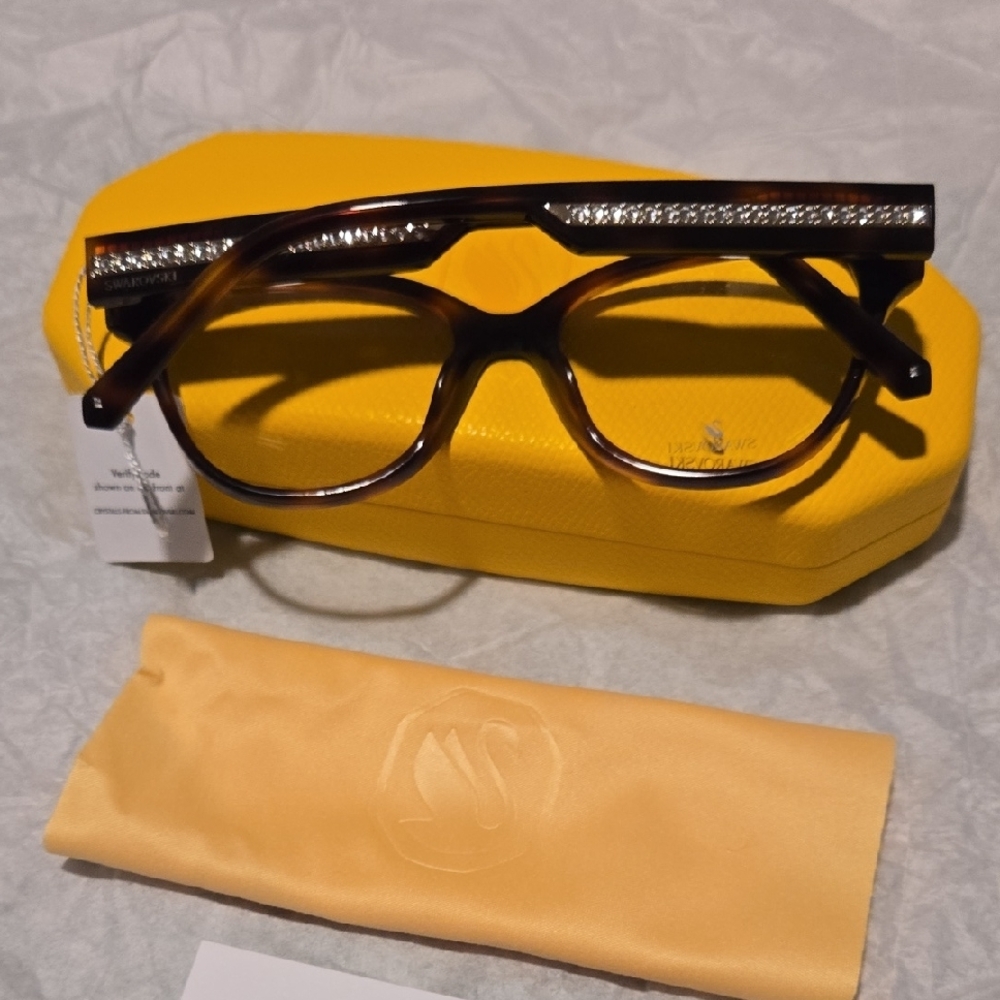 Swarovski Tortoiseshell Glasses Model SK 5392 052